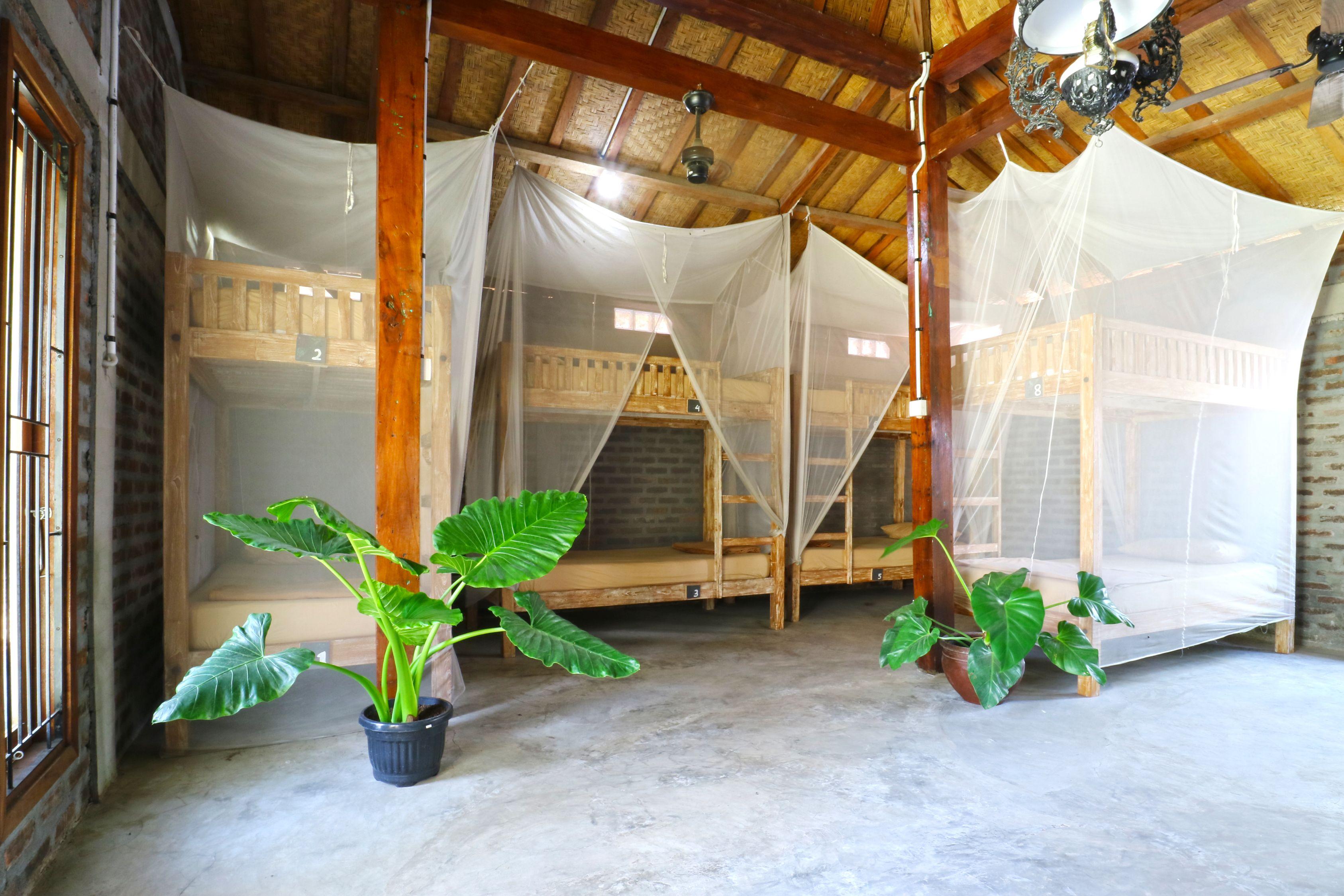 Indopurejoy House - Komala Indah Wisma tamu 2*